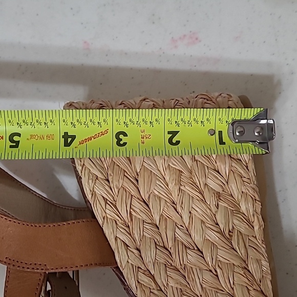 Sam Edelman Darline tan and gold wedge sandals size 10 - Picture 11 of 12